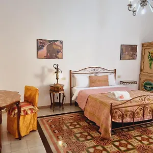 95 A Oda ve Kahvaltı